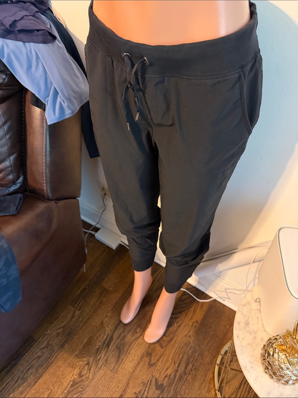 Athleta 🤩 - Picture 2 of 5